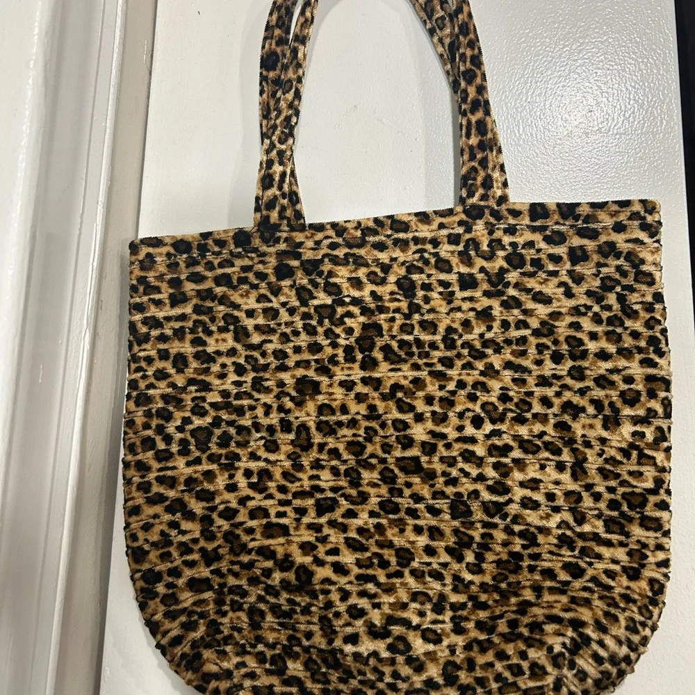 Leopard Print tote in Brown and Black